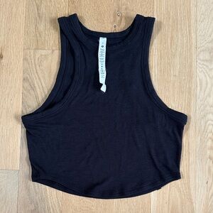 Lulemon Hold Tight cropped black tank